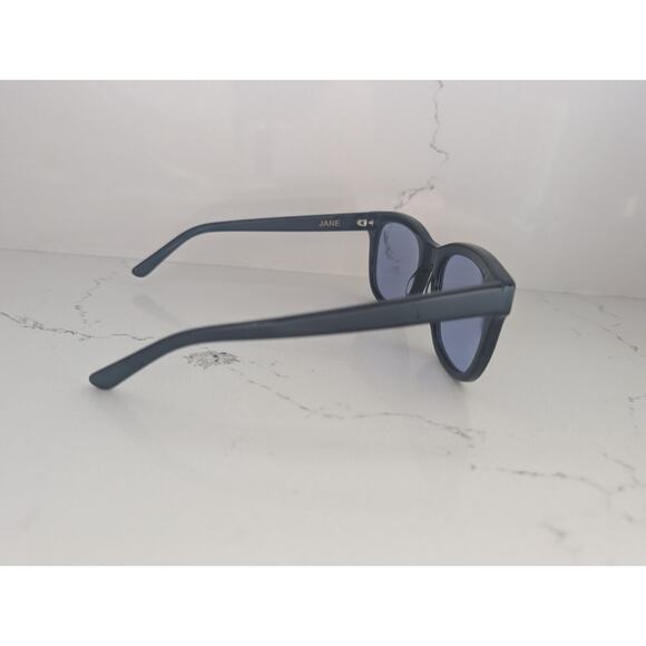 New Veronica Beard Jane Square Frame Sunglasses Black Blue main image 11